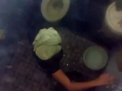 বড় সুন্দরী মহিলা বাংলা দেশের মেয়েদের চুদা চুদি