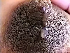 এক মহিলা বহু পুরুষ